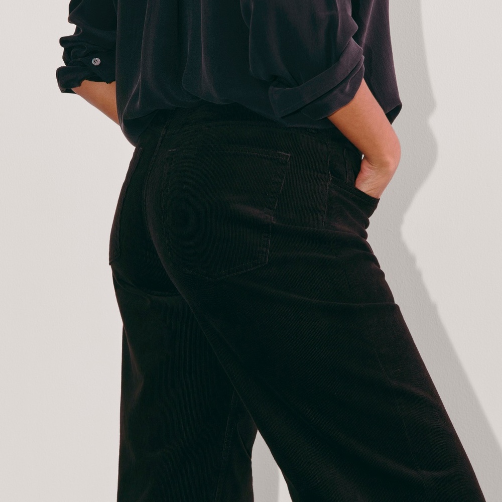 Everlane Women's Mid-Way Pant in Corduroy in Black, Size 30
